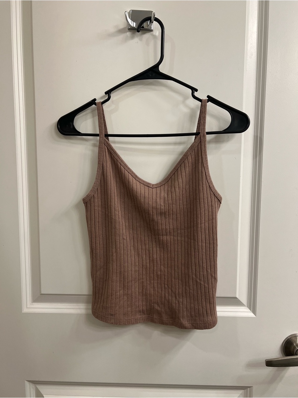Old Navy Ribbed V-Neck Camisole - Mauve